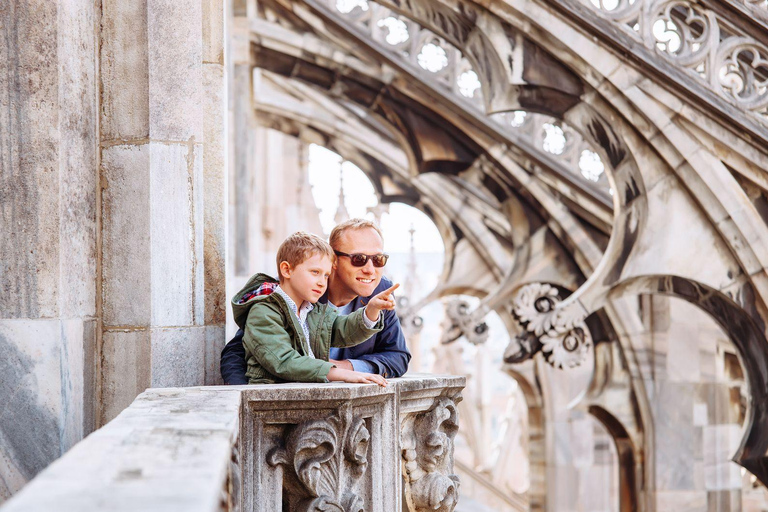 Milano: Piccolo gruppo - Castello, degustazione di gelati e tetto del Duomo