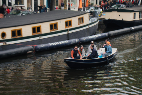 Amsterdam: Kings Day Private Boat Cruise 4 hrs with Skipper Location Westerdoksdijk 705