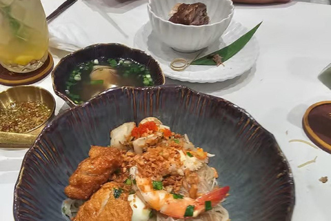 Saigon: Michelin-Rated Street Food Tour with Female Rider 7 Classic Tastings including 1 Michelin-Rated Dish - Shared