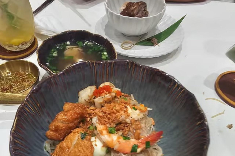 Saigon: Michelin-Rated Street Food Tour with Female Rider 7 Classic Tastings including 1 Michelin-Rated Dish - Shared