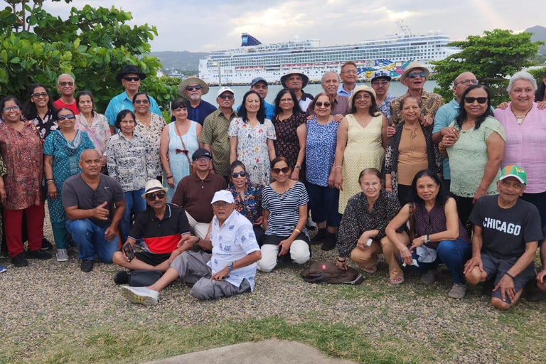 普拉塔港：从泰诺湾/安伯湾出发的猴子之旅和城市之旅普拉塔港：塔伊诺湾/安伯湾的猴子之旅和城市之旅