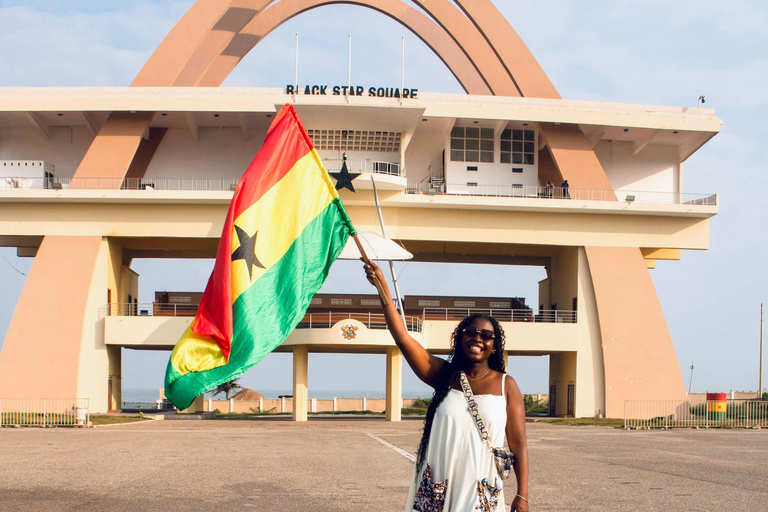 Accra Walking Tour: Journey into Ghana’s Pan-African Legacy