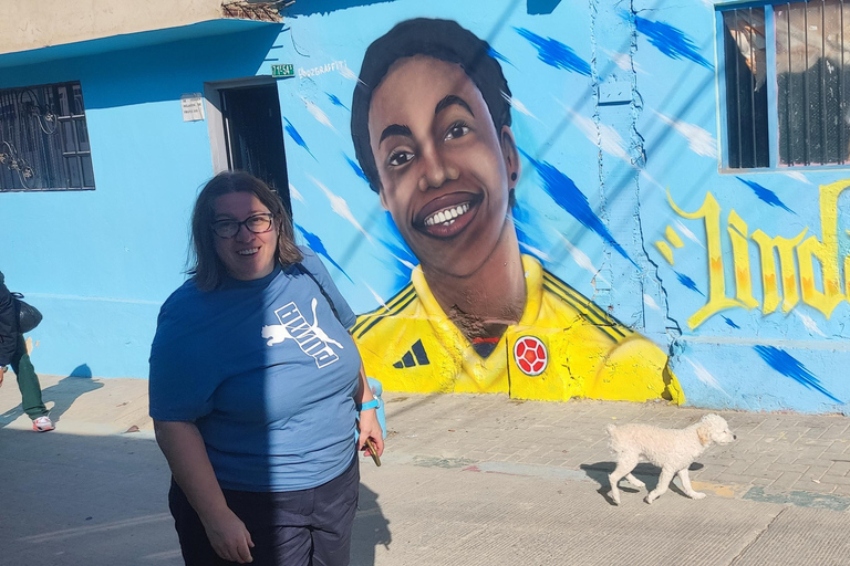 Barrios di Bogotà: Tour della Favela di El Paraíso con la funiviaTour con prelievo e consegna in hotel