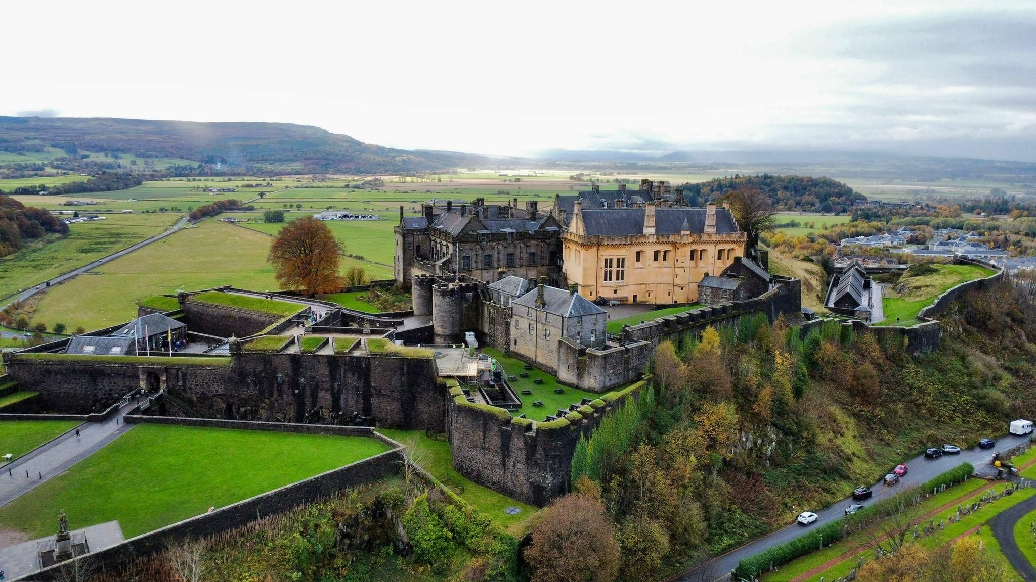 Edinburgh: Kelpies, Stirling Castle und Loch Lomond