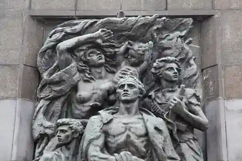 Varsovia: Gueto, Cementerio Judío y Museo POLIN Tour privado