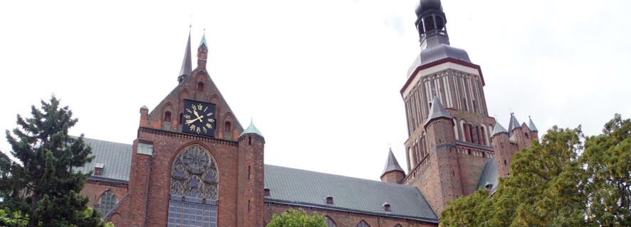 Spacer po Starym Mieście w Stralsundzie, Kościół Mariacki z przewodnikiem