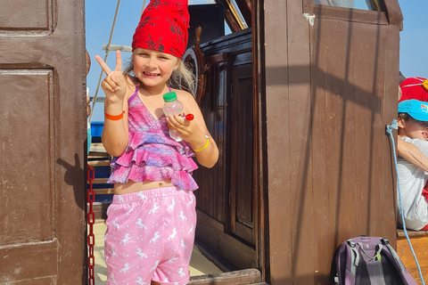 La epopeya pirata de Djerba: crucero legendario hacia la isla de los flamencos rosados