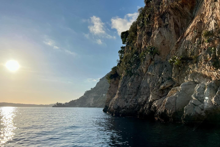Balade en mer de Nice vers Monaco et stop à Villefranche