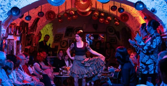 Granada: Los Amayas Flamenco Show in a Sacromonte Cave