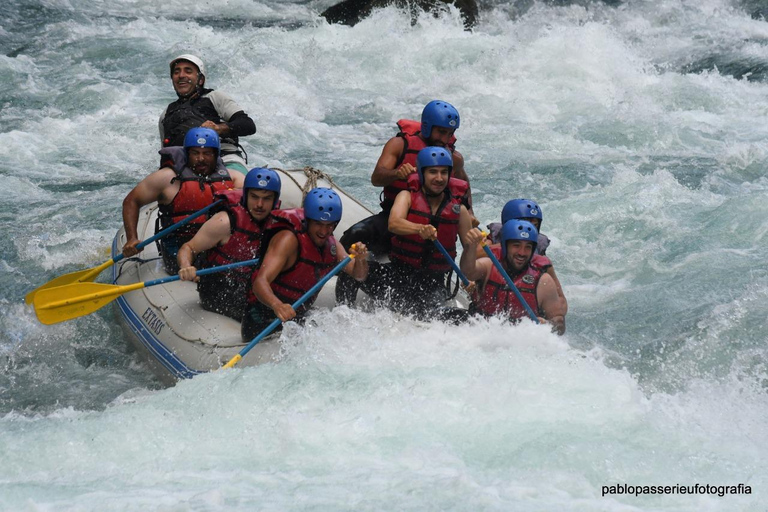 Bariloche: Rafting in Manso River up to the border with Chile