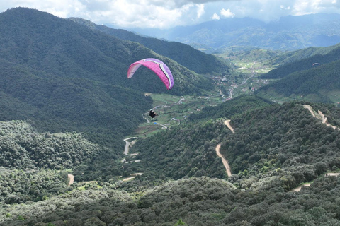 Kathmandu/Chandragiri : A Himalayan Paragliding Experience