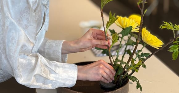Kyoto Small-Group Ikebana Experience with a Master