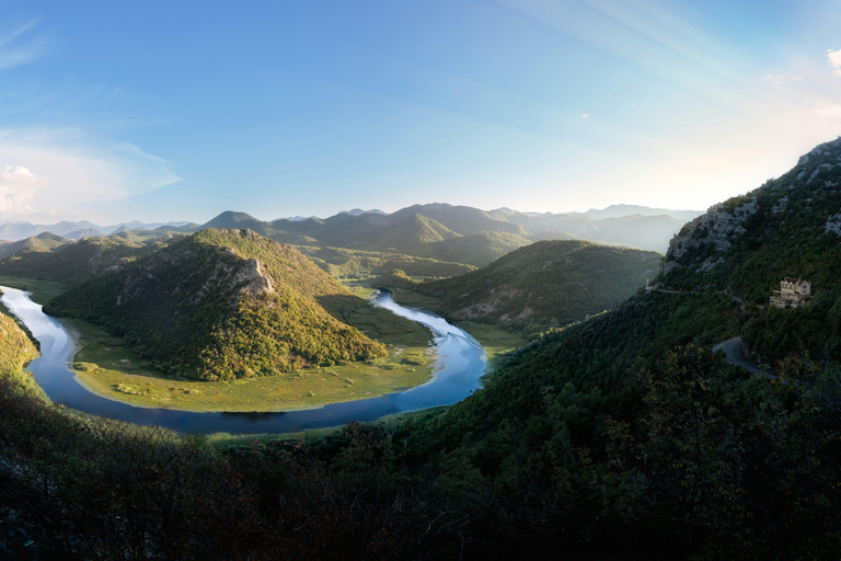 Lago Skadar: Explora la naturaleza y la gastronomía nacional