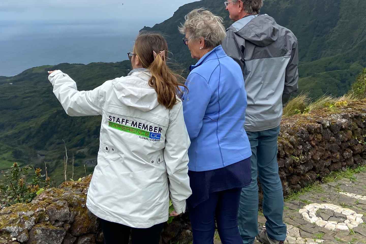 Flores Island: Full-Day Guided Tour