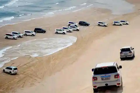 Doha: Wüstensafari, Schwimmaktivitäten/Binnenseestrand