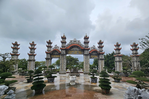 Da Nang Marmorberg, Drachenbrücke, Strand Motorradtour