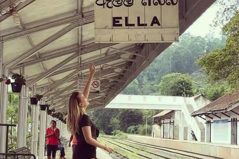 Kandy to Nanuoya Railway Station Drop and Ella Train Journey Kandy to Nanuoya Drop By Tuk & Ella Train Ride (01)