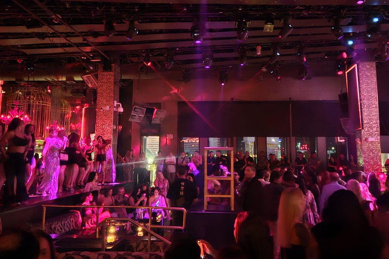 Las Vegas: Night Out at Clubs with Free Drinks and Party Bus Latin Club Crawl