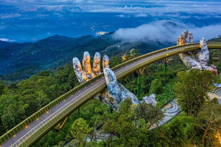 Trasferimento da Hue a Hoi An attraverso il Passo di Hai Van e il Ponte d&#039;OroVia Hai Van Pass - Lang Co - Lap An - Golden Bridge