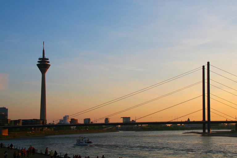 Düsseldorf stadsrondleiding met gids hoogtepunten