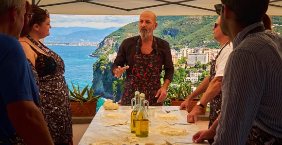 Pizza pasta e sorrento traditional cuisine 100% hands on