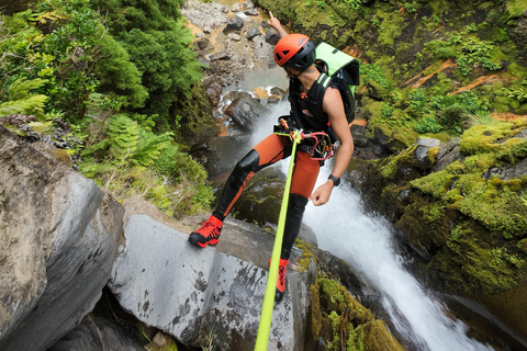 São Miguel, Açores : canyoning privé et personnaliséSão Miguel, Açores : canyoning privé sur mesure