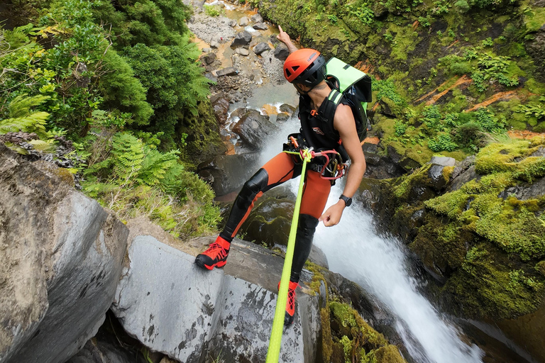 São Miguel, Açores : canyoning privé et personnaliséSão Miguel, Açores : canyoning privé sur mesure