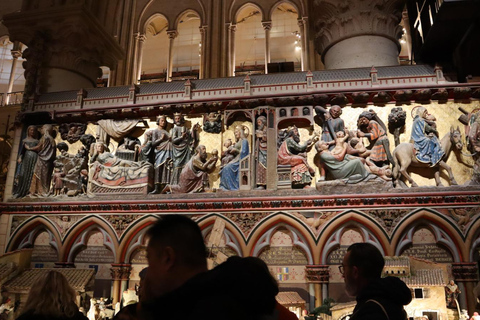 Paris: Notre-Dame Guided Tour with Flexible Options Private Notre-Dame Interior &Exterior Guided Tour (Max 5pax)