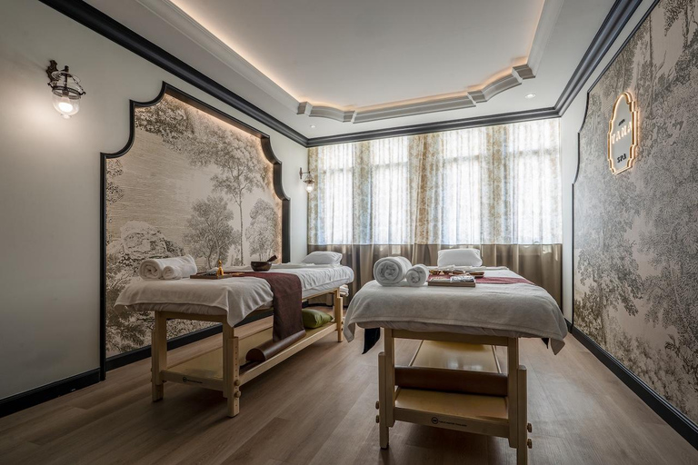 Bangkok: Thai Massage at Vana Spa (BTS Phrom Phong) Office Syndrome Therapeutic Massage (120 Min)