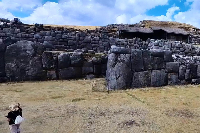 Cusco : Mezza giornata di esplorazione delle rovine Inca qoricancha sacsayhuamanTour della città di Cusco : Qoricancha , Sacsayhuaman , tambomachay