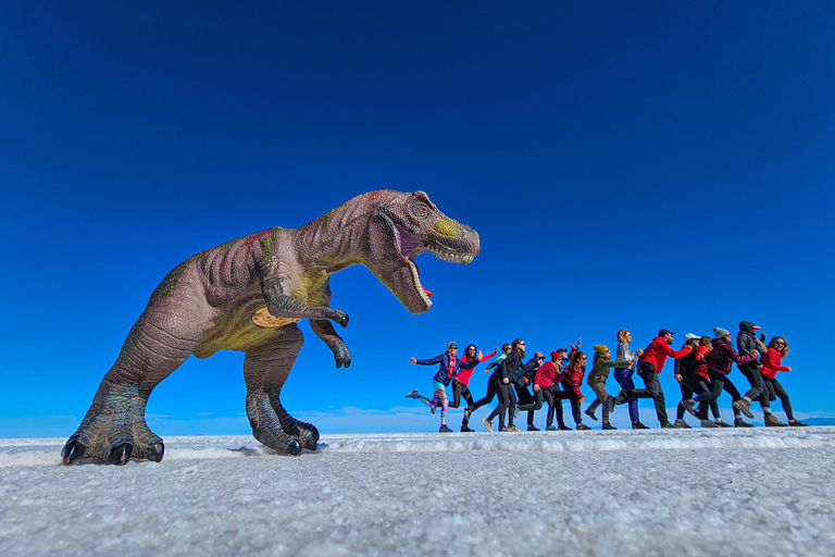 La Paz: 4-Day Uyuni Salt Flats to San Pedro de Atacama ENGLISH-SPEAKING GUIDE