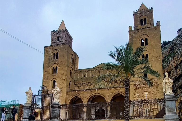 From Palermo: Medieval castle tour of Caccamo and Cefalù. SHARED TOUR