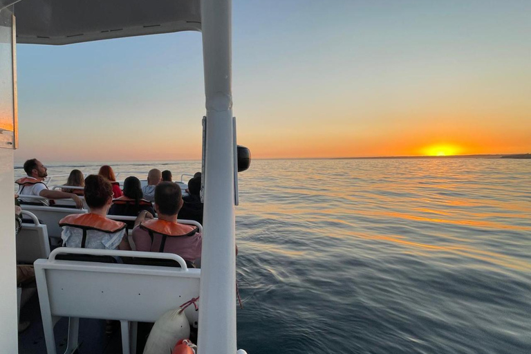 Albufeira: Benagil Cave Sunset Cruise