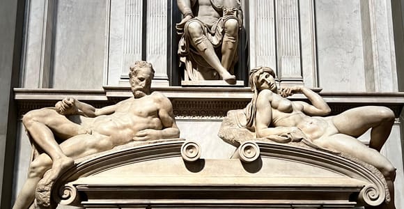 Florence: Guided Tour of the Medici + Ticket to the Medici Chapels