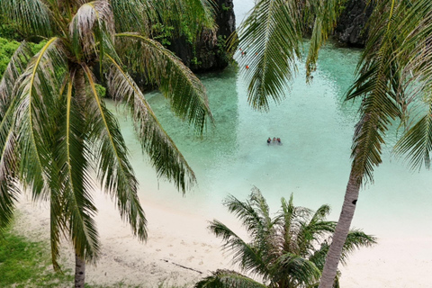 El Nido: Private Tour B mit Schlangeninsel und Höhlen