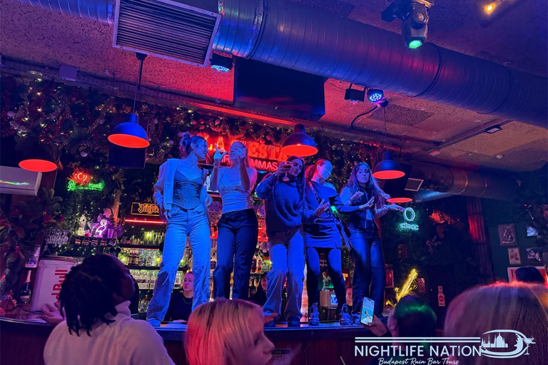 Budapest: Nighttime Ruin Bars Crawl with 6 Shots & VIP Entry