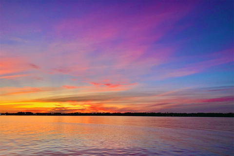 New Orleans: Private Sunset Tiki Boat Tour