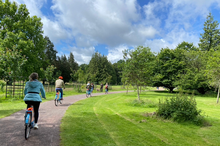 Cardiff: Guided Cycle Tour of City Centre, Parks and Bay