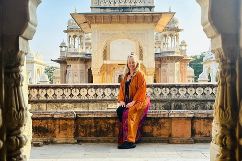 Saindo de Délhi: Passeio de 3 dias em Jaipur e safári pela vida selvagem em RanthamboreCarro com ar-condicionado + safári com tigres + hotel + passeios turísticos em Jaipur