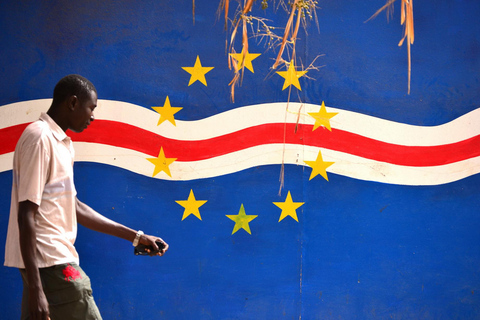 Santa Maria: Wycieczka do Słonego Jeziora, Błękitnego Oka i Zatoki Rekinów