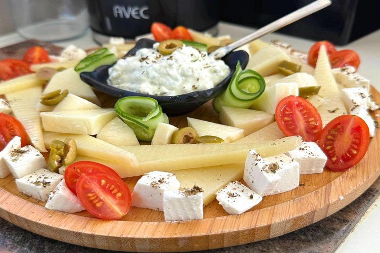 Chania Old Port: Luxury Catamaran Cruise to Agioi Theodoroi