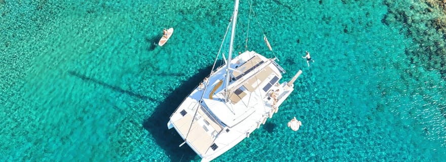 Croisière en catamaran vers Elafonisi et Kedrodasos : déjeuner et bar