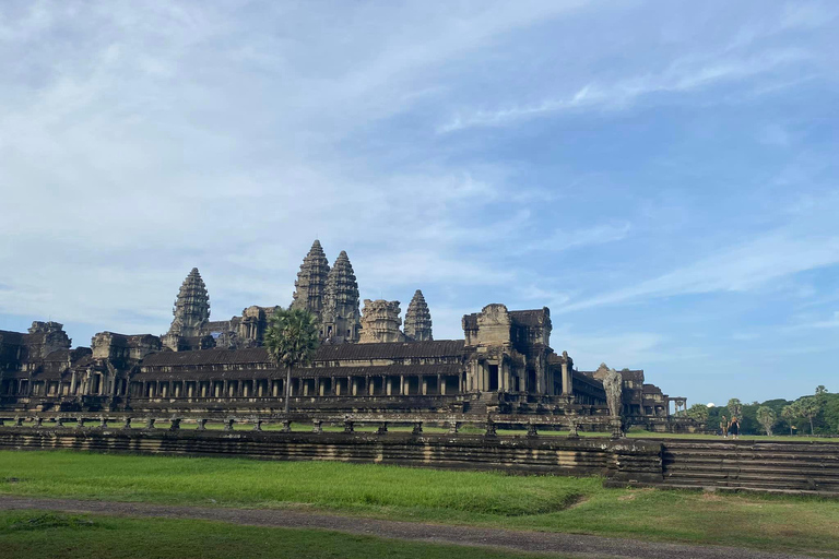 Private Angkor Wat Discovery Full Day Tour