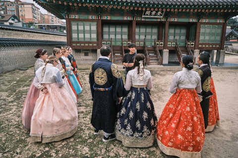 Seoul: UNESCO Palace History Tour, Photos & Optional Hanbok