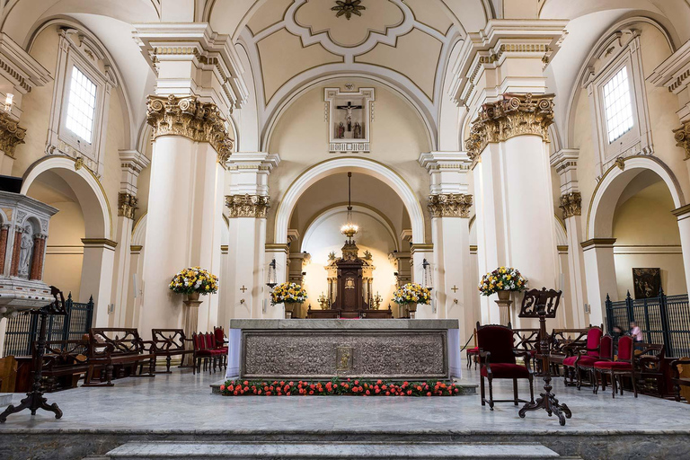 BOGOTA: Magische klimwandeling naar uitkijkpunt Monserrate, vergeving van zonden