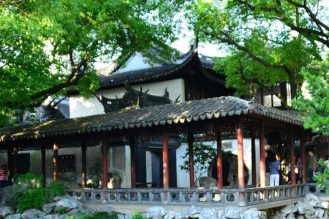Yu Garden & City God Temple: Private Guided Tour, Tickets Yu Garden & City God Temple: Private Tour in Russian