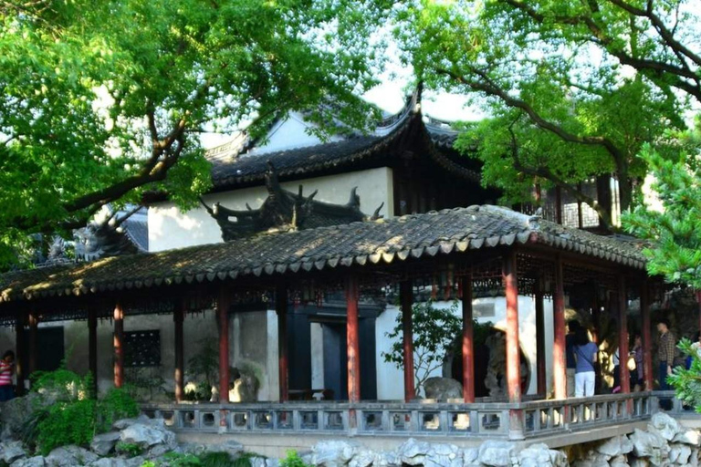 Yu Garden & City God Temple: Private Guided Tour, Tickets Yu Garden & City God Temple: Private Tour in Russian