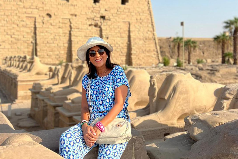 From Cairo: Luxor Solar Eclipse Tour with Flights and Lunch