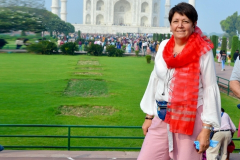 Von Delhi aus: All Inclusive Taj Mahal Private Tour (mit dem Auto)Tour nur mit Guide