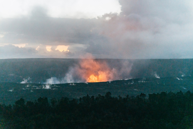 Depuis Hilo : soirée d'exploration des volcans